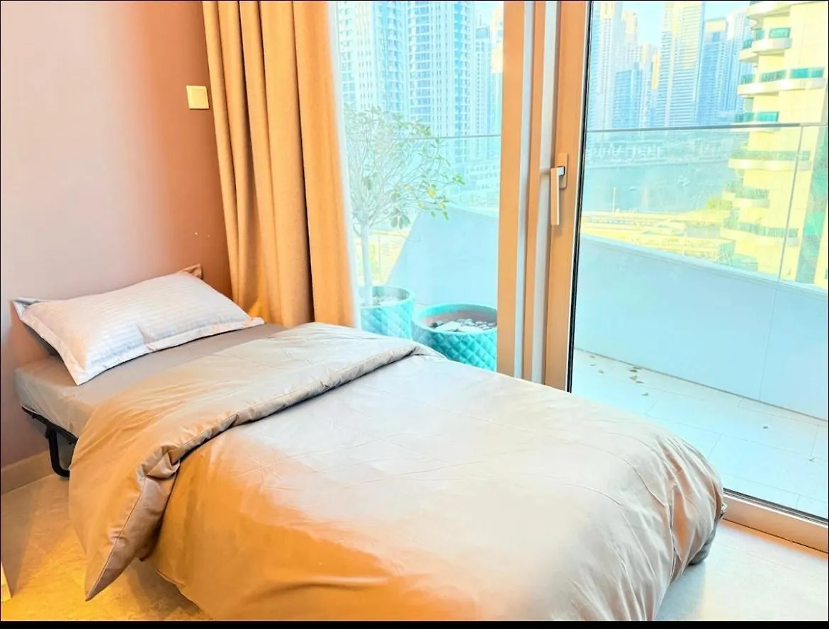 公寓 Luxury Dubai Marina Stunning Views & Rooftop Pool